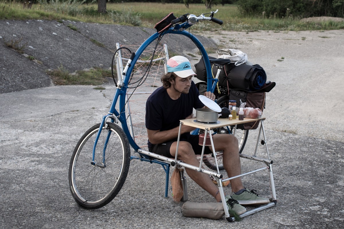 Xe đạp tích hợp giường và ghế vẫn đang được thử nghiệm